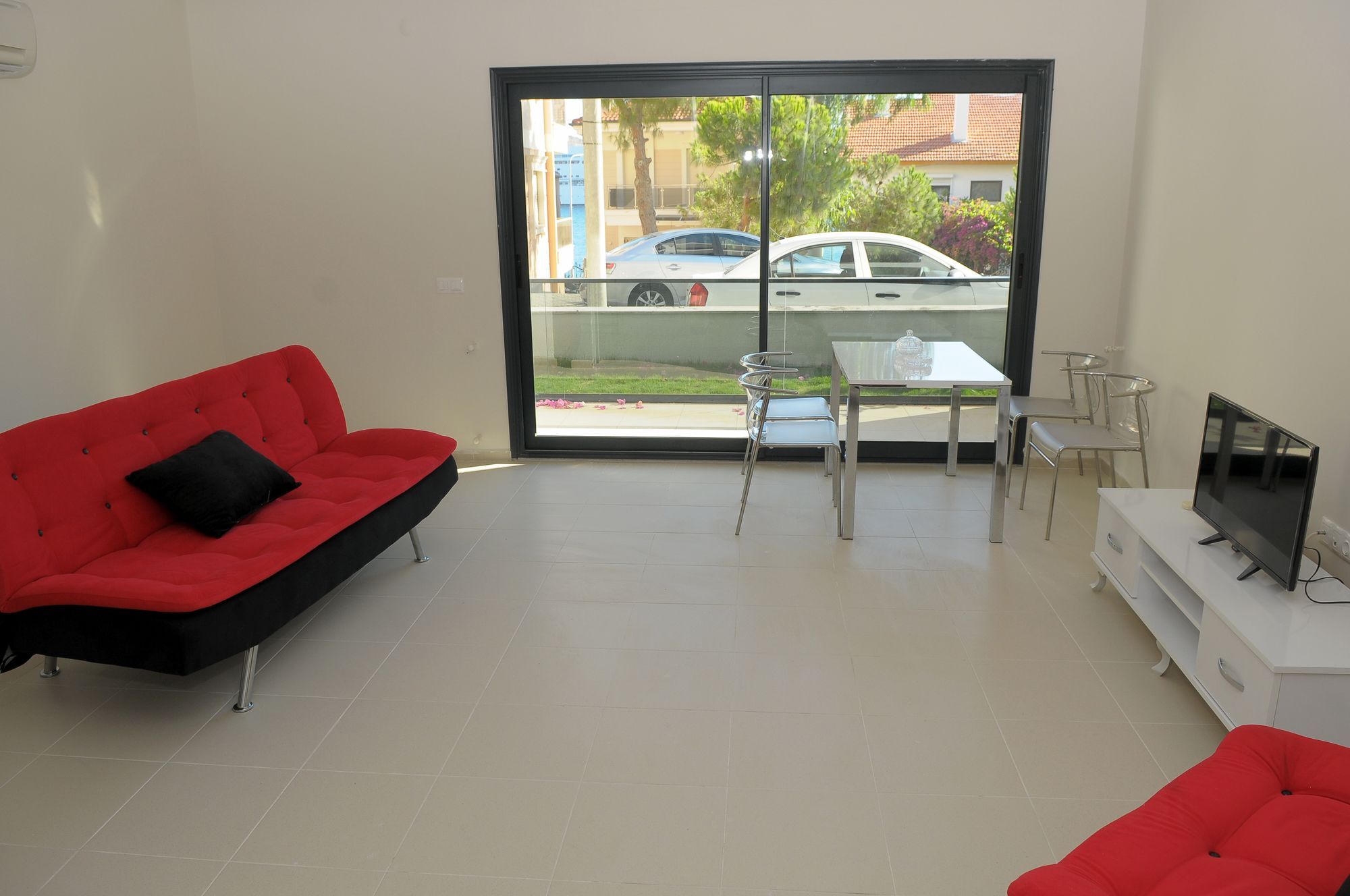 Saatli Apartament